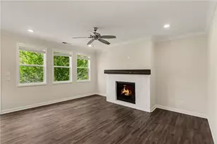 545 Cresentry Brook, Smyrna, GA 30082 - Photo 6