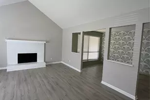 504 Plymouth Ln, Alpharetta, GA 30009 - Photo 2