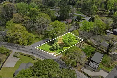 263 W Lake Avenue NW, Atlanta, GA 30314 - Photo 1