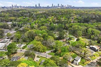 263 W Lake Avenue NW, Atlanta, GA 30314 - Photo 12