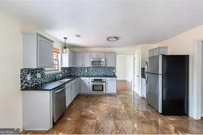 5855 Amerson Lane, Ellenwood, GA 30294 - Photo 6