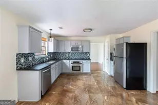 5855 Amerson Ln, Ellenwood, GA 30294 - Photo 6