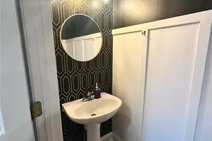 1032 Lena St NW, Atlanta, GA 30314 - Photo 6