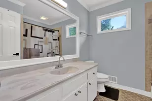 466 Hickory Hills Dr, Stone Mountain, GA 30083 - Photo 26