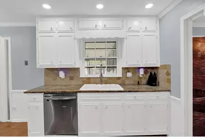 466 Hickory Hills Drive, Stone Mountain, GA 30083 - Photo 14