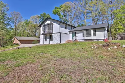 466 Hickory Hills Drive, Stone Mountain, GA 30083 - Photo 2