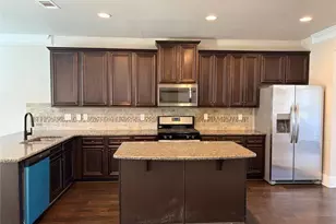 410 Live Oak Pass, Loganville, GA 30052 - Photo 4