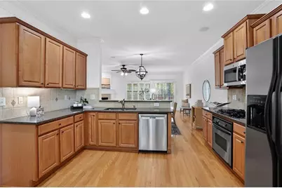 715 Coligny Court, Sandy Springs, GA 30350 - Photo 8