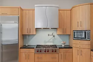 4915 Northway Dr NE, Sandy Springs, GA 30342 - Photo 22