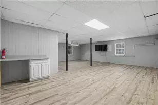 2072 Perrin Dr, Lawrenceville, GA 30043 - Photo 32