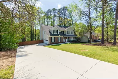 2072 Perrin Drive, Lawrenceville, GA 30043 - Photo 2