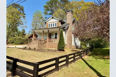 435 Walton Street, Monroe, GA 30655 - Photo 2