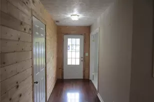 6285 Huntcliff Dr, Flowery Branch, GA 30542 - Photo 2