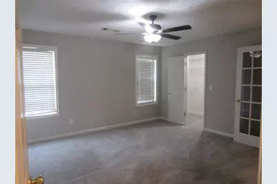 6285 Huntcliff Drive, Flowery Branch, GA 30542 - Photo 12