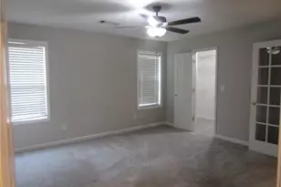 6285 Huntcliff Dr, Flowery Branch, GA 30542 - Photo 12