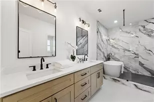 2303 Whites Mill Rd, Decatur, GA 30032 - Photo 32