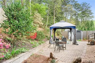 1019 Greenbriar Cir, Decatur, GA 30033 - Photo 16