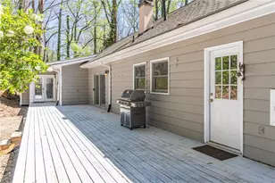 4571 Huntridge Dr NE, Roswell, GA 30075 - Photo 46