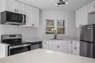 70 Blackberry Ln, Covington, GA 30016 - Photo 6