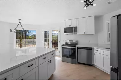 70 Blackberry Lane, Covington, GA 30016 - Photo 4