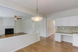 5135 Amberden Hall Dr, Suwanee, GA 30024 - Photo 10