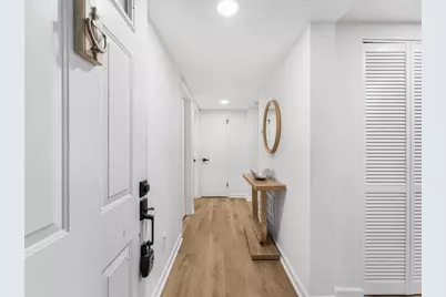 2185 Surrey Court SE, Marietta, GA 30067 - Photo 4