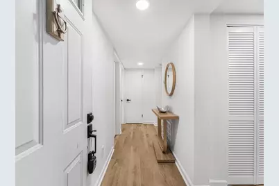 2185 Surrey Court SE, Marietta, GA 30067 - Photo 4