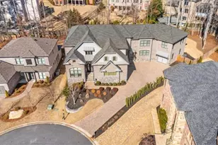 925 Sunny Meadows Ln, Marietta, GA 30062 - Photo 2