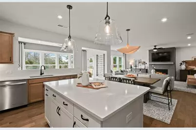 7124 Maple Brook Lane, Flowery Branch, GA 30542 - Photo 8