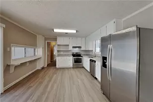 2041 Kramer Way, Marietta, GA 30062 - Photo 4