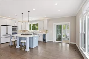 641 E Shore Dr, Canton, GA 30114 - Photo 12