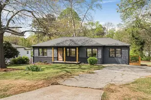 960 Pine Forest Dr, Mableton, GA 30126 - Photo 2