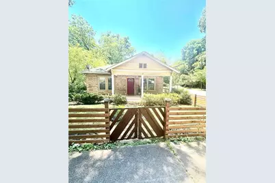 5 Lakeview Dr, Atlanta, GA 30317 - Photo 1