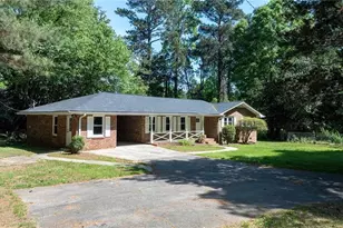 6078 Hillvale Rd, Lithonia, GA 30058 - Photo 16