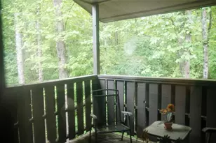 709 Woodcliff Dr, Atlanta, GA 30350 - Photo 6