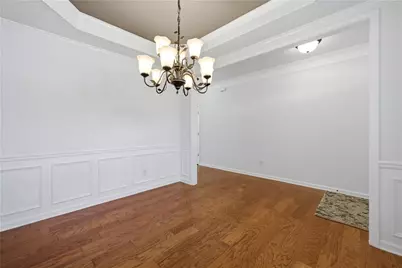 305 Nichols Ridge Points, Suwanee, GA 30024 - Photo 6