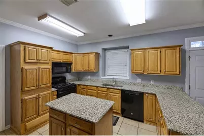 11939 Olmstead Drive, Fayetteville, GA 30215 - Photo 6