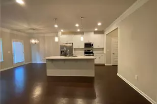 2597 Bloom Cir, Tucker, GA 30084 - Photo 2