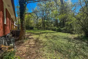 2328 Bonner Rd, Atlanta, GA 30344 - Photo 16