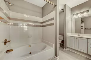 3334 Peachtree Rd NE, Atlanta, GA 30326 - Photo 16