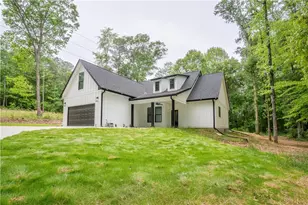 281 Ruby Ln, Commerce, GA 30530 - Photo 2