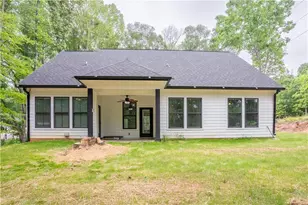 281 Ruby Ln, Commerce, GA 30530 - Photo 4