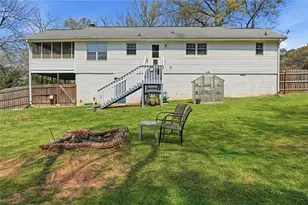 536 Valleyview Dr, Winder, GA 30680 - Photo 24