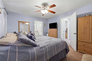 536 Valleyview Dr, Winder, GA 30680 - Photo 14