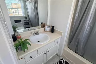 250 Mill Creek Pl, Roswell, GA 30076 - Photo 16