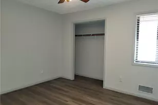 2571 Rocky Springs Dr, Marietta, GA 30062 - Photo 12