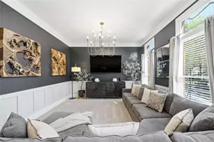151 W Ridge Way, Roswell, GA 30076 - Photo 2