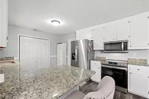 5293 Hopewell Ln, Gainesville, GA 30507 - Photo 16