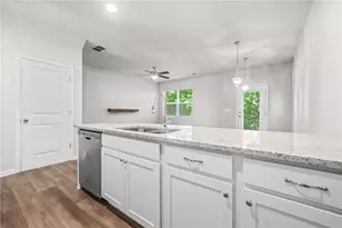 3181 Meadowstone Ln SW, Atlanta, GA 30331 - Photo 10