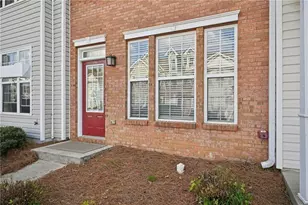 2706 Heathrow Dr, Lawrenceville, GA 30043 - Photo 2